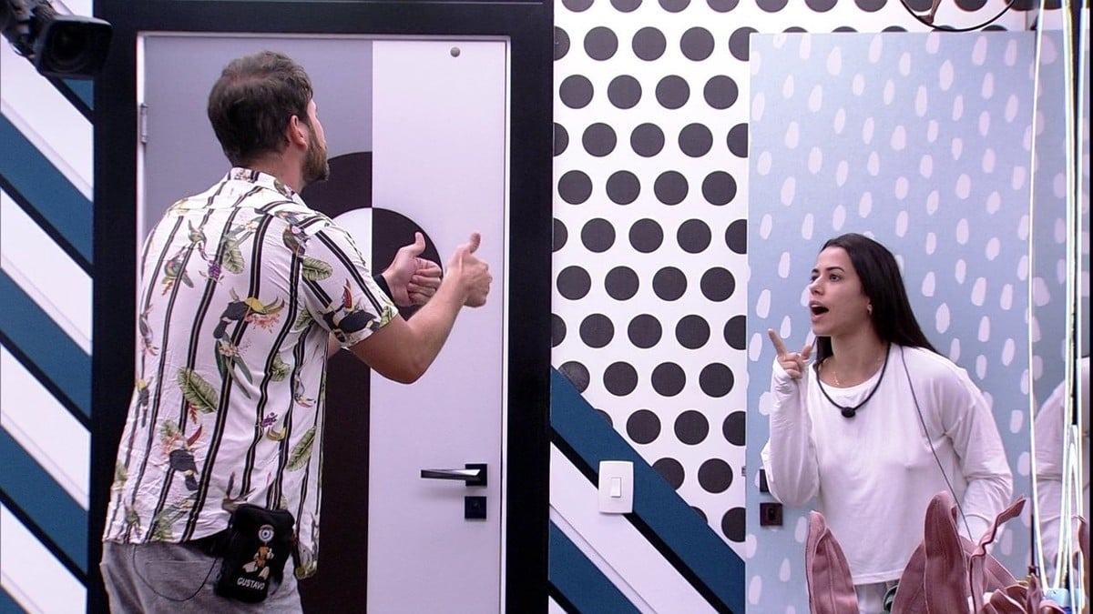 http://tvfoco.uai.com.br/wp-content/uploads/2015/05/Daniela-Mercury.jpg