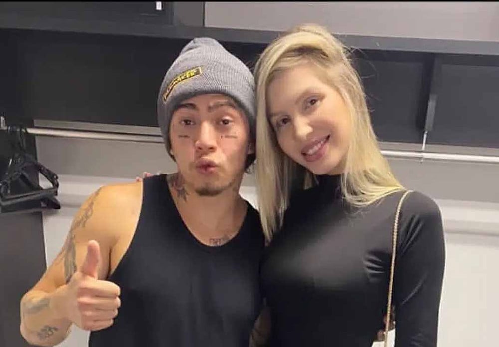 Whindersson Nunes estaria namorando a modelo Sabrina Lourenço há pelo menos 6 meses (Foto: Reprodução)