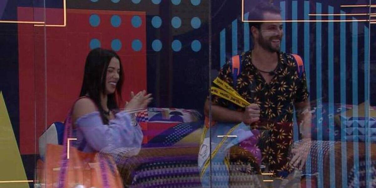 BBB22: Larissa e Gustavo revelam informações exteriores para os brothers (Foto: Reprodução)