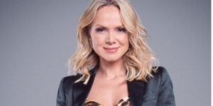 Aos 48 anos, Eliana para o Brasil e fala de problema em nova gravidez: “Muitas orações”