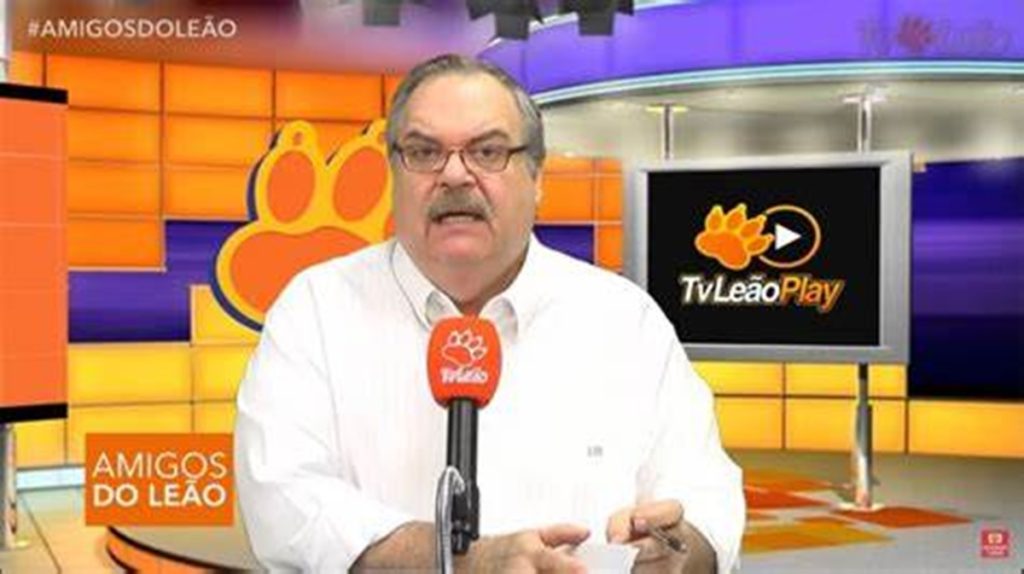 http://tvfoco.uai.com.br/wp-content/uploads/2015/05/Daniela-Mercury.jpg