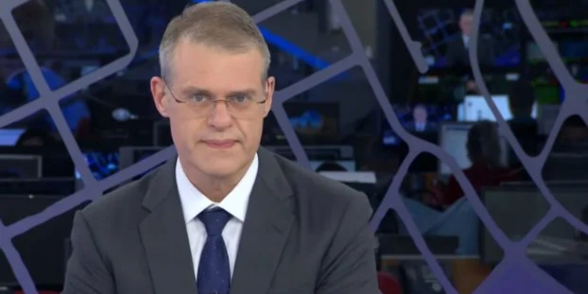 Eduardo Oinegue no comando do Jornal da Band - Foto: Reprodução