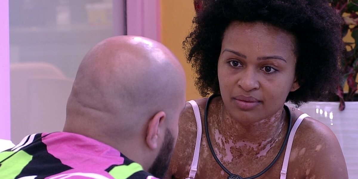 BBB22: Tiago Abravanel aconselha Natália (Foto: Reprodução)
