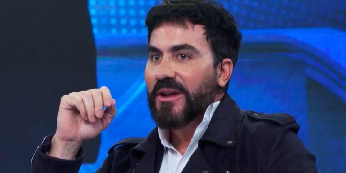 http://tvfoco.uai.com.br/wp-content/uploads/2015/05/Daniela-Mercury.jpg