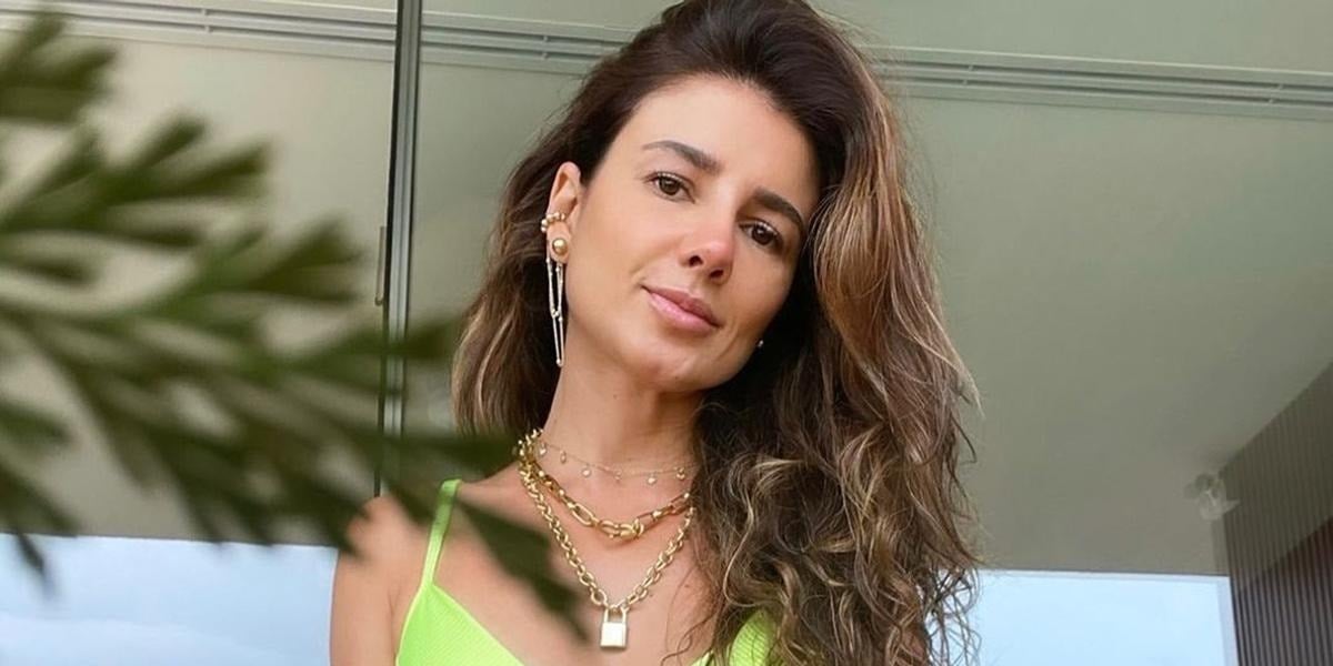 http://tvfoco.uai.com.br/wp-content/uploads/2015/05/Daniela-Mercury.jpg
