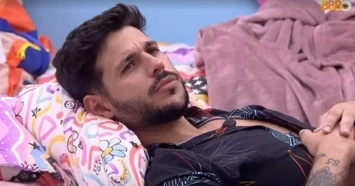 http://tvfoco.uai.com.br/wp-content/uploads/2015/05/Daniela-Mercury.jpg