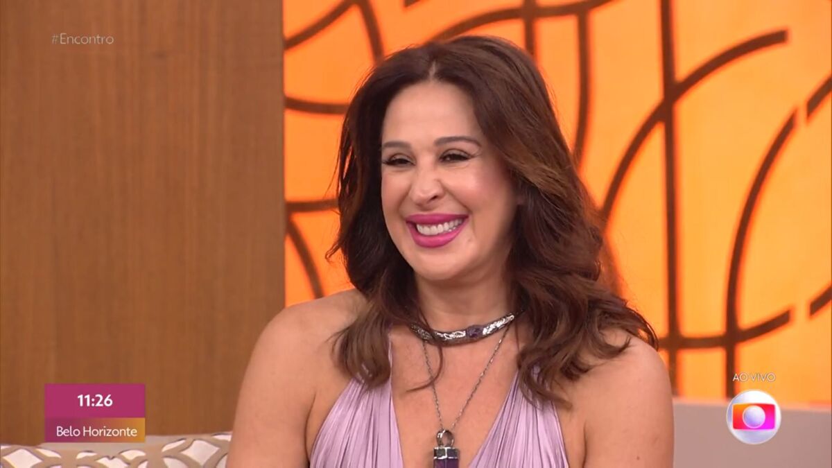 http://tvfoco.uai.com.br/wp-content/uploads/2015/05/Daniela-Mercury.jpg