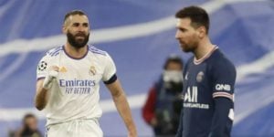 Benzema comemorando o gol, a TNT ganhou em audiência (Reprodução: TNT)