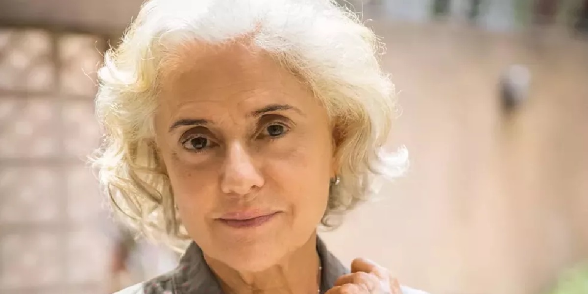 http://tvfoco.uai.com.br/wp-content/uploads/2015/05/Daniela-Mercury.jpg