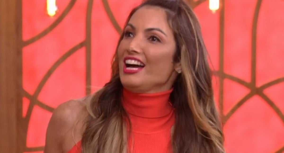 http://tvfoco.uai.com.br/wp-content/uploads/2015/05/Daniela-Mercury.jpg