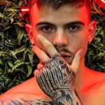 Thomaz Costa tem perfil adulto no onlyfans (Reprodução)