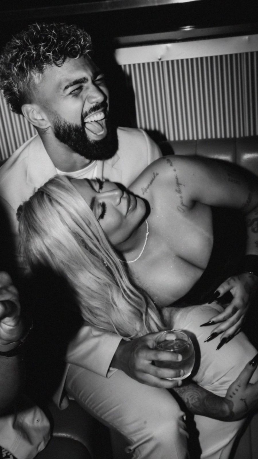 Gabigol e Rafaella reatam namoro (Reprodução: Instagram)