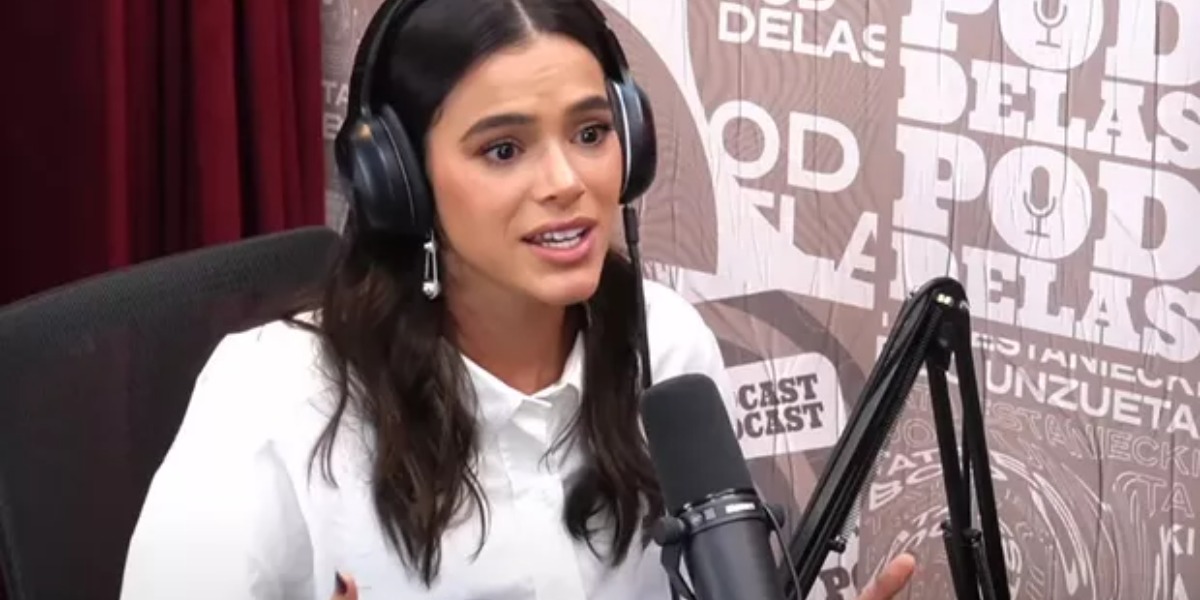 Bruna Marquezine expõe relação com Anitta - Foto: Reprodução/Poddelas