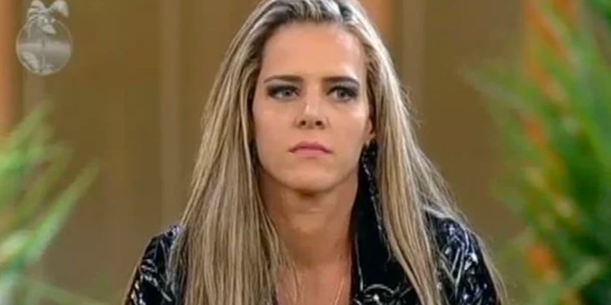 http://tvfoco.uai.com.br/wp-content/uploads/2015/05/Daniela-Mercury.jpg