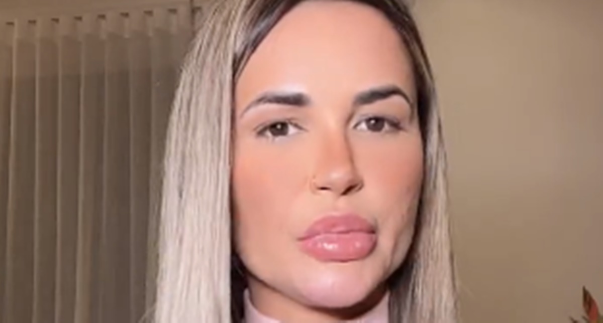 http://tvfoco.uai.com.br/wp-content/uploads/2015/05/Daniela-Mercury.jpg