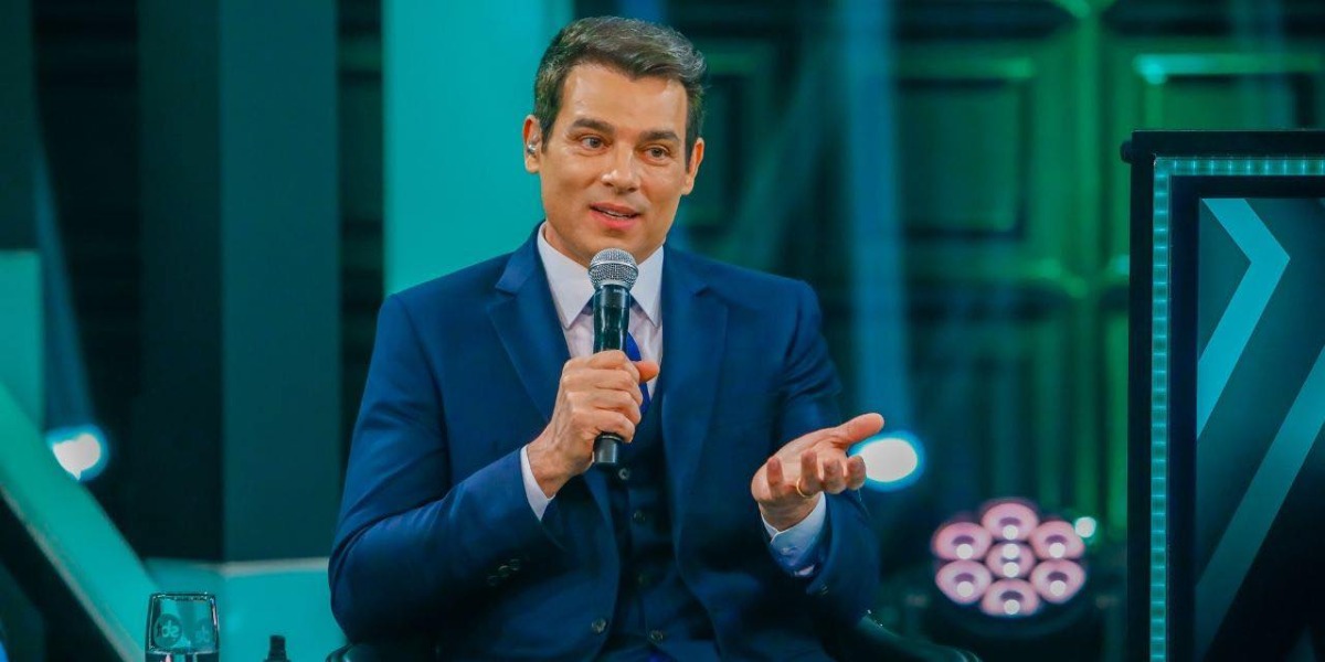 http://tvfoco.uai.com.br/wp-content/uploads/2015/05/Daniela-Mercury.jpg