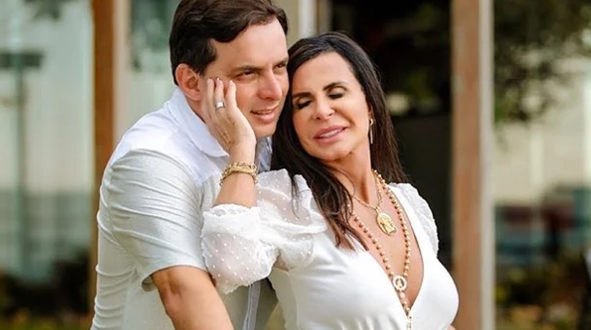 http://tvfoco.uai.com.br/wp-content/uploads/2015/05/Daniela-Mercury.jpg