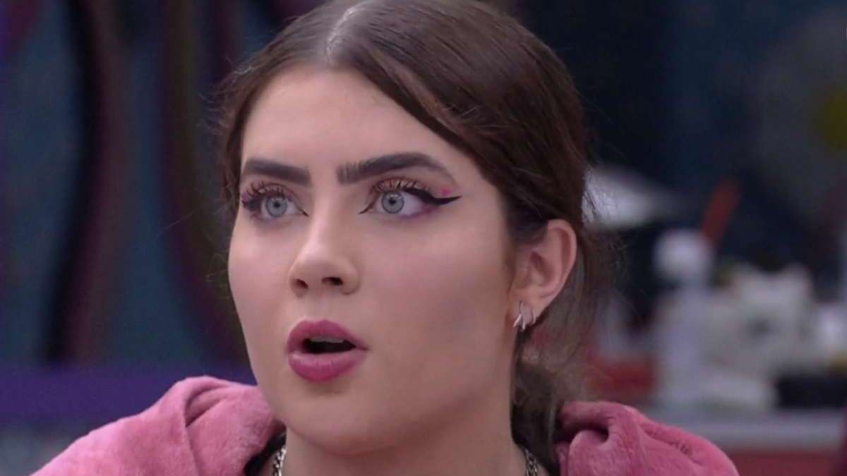 BBB22: Jade Picon descobre traição e fica chocada (Foto: Reprodução)