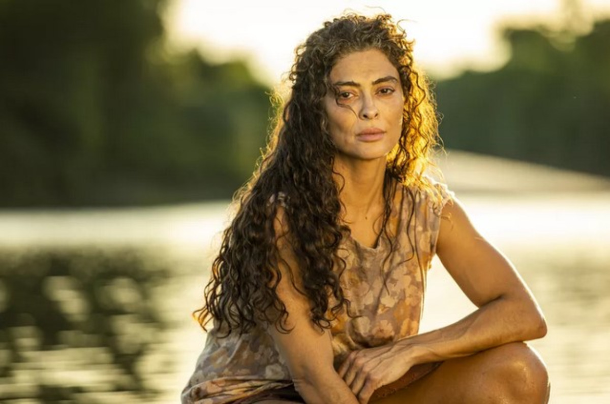 http://tvfoco.uai.com.br/wp-content/uploads/2015/05/Daniela-Mercury.jpg