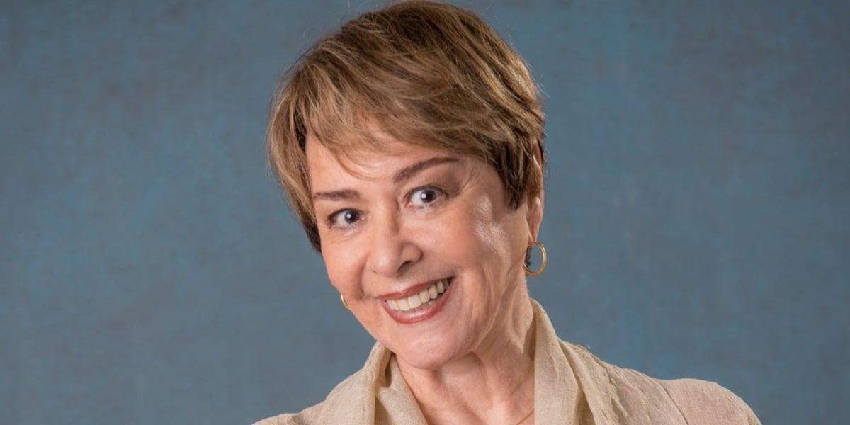 http://tvfoco.uai.com.br/wp-content/uploads/2015/05/Daniela-Mercury.jpg