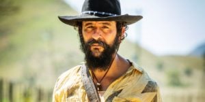 Irandhir Santos é Joventino na primeira fase de Pantanal (Foto: Reprodução/Globo)