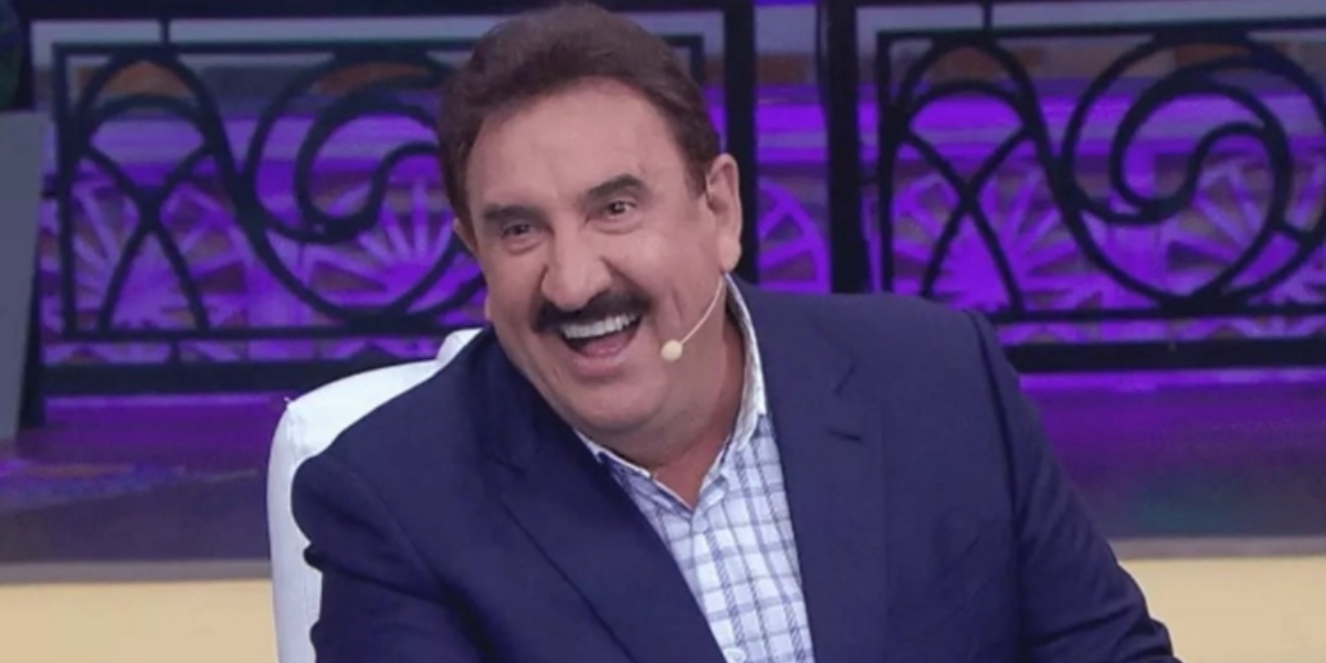 http://tvfoco.uai.com.br/wp-content/uploads/2015/05/Daniela-Mercury.jpg