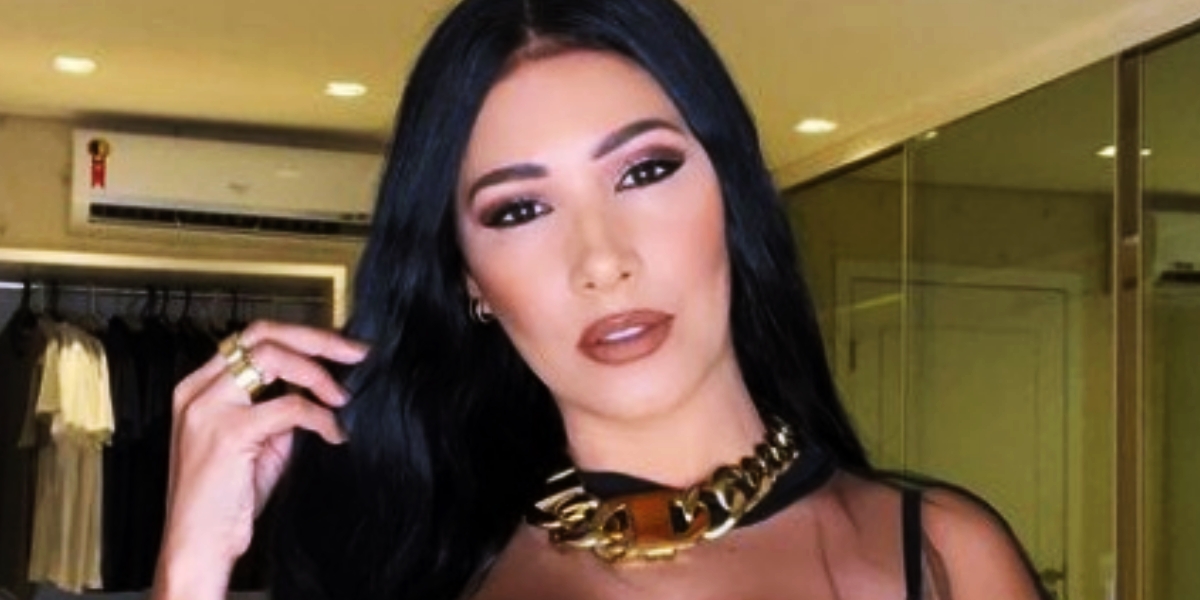 http://tvfoco.uai.com.br/wp-content/uploads/2015/05/Daniela-Mercury.jpg