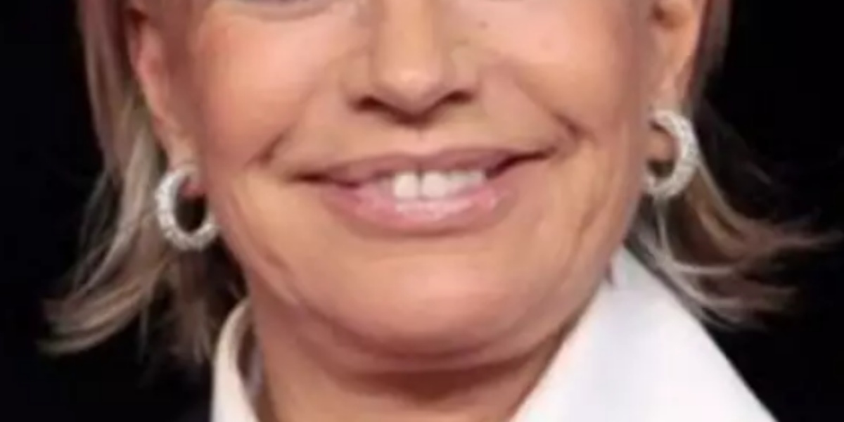http://tvfoco.uai.com.br/wp-content/uploads/2015/05/Daniela-Mercury.jpg