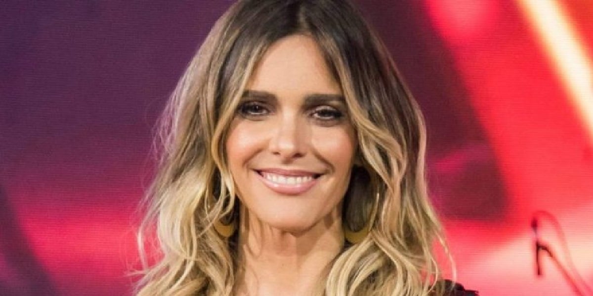 http://tvfoco.uai.com.br/wp-content/uploads/2015/05/Daniela-Mercury.jpg