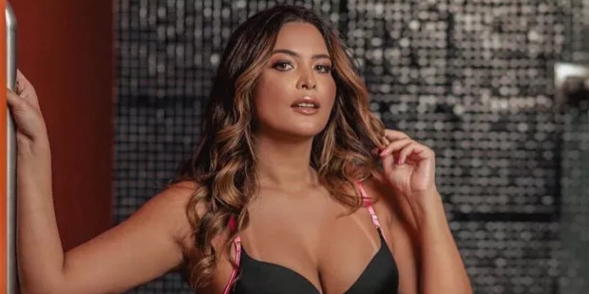 http://tvfoco.uai.com.br/wp-content/uploads/2015/05/Daniela-Mercury.jpg