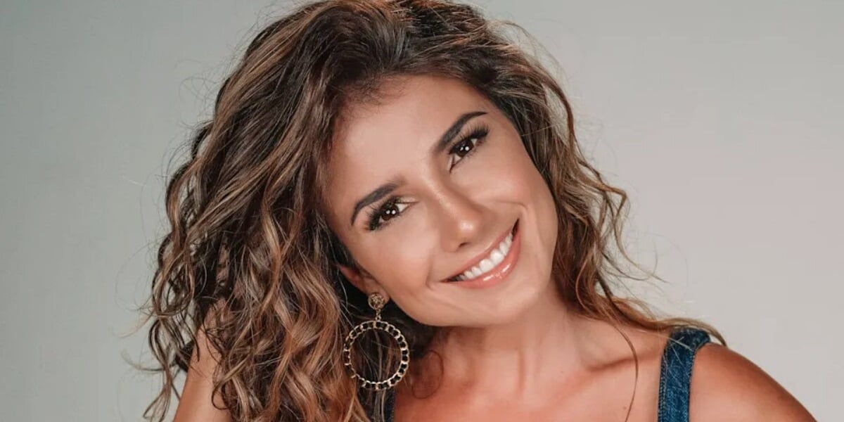 http://tvfoco.uai.com.br/wp-content/uploads/2015/05/Daniela-Mercury.jpg