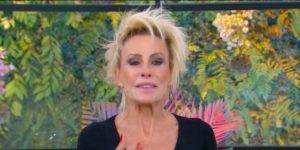 Ana Maria Braga chorou com a estreia do novo Louro José (Foto: Reprodução/TV Globo)