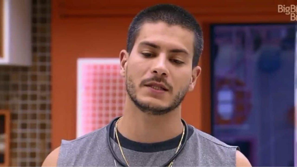 http://tvfoco.uai.com.br/wp-content/uploads/2015/05/Daniela-Mercury.jpg