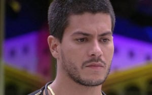 Arthur Aguiar tem grandes chances de vencer o BBB22 (Foto: Reprodução / Globoplay)