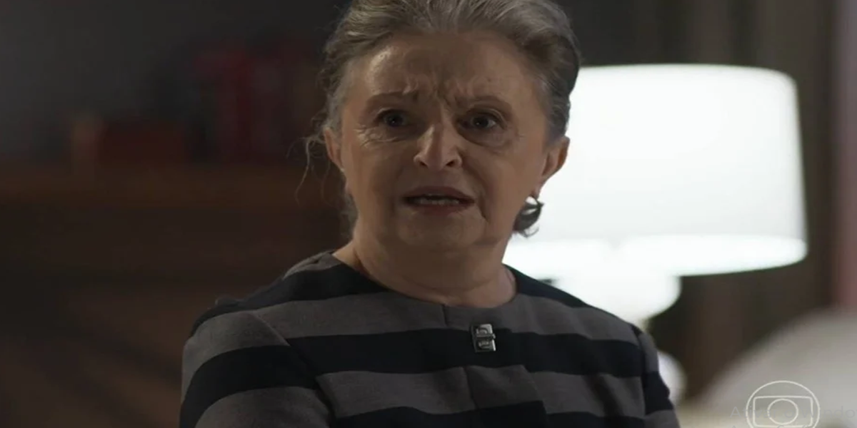 http://tvfoco.uai.com.br/wp-content/uploads/2015/05/Daniela-Mercury.jpg