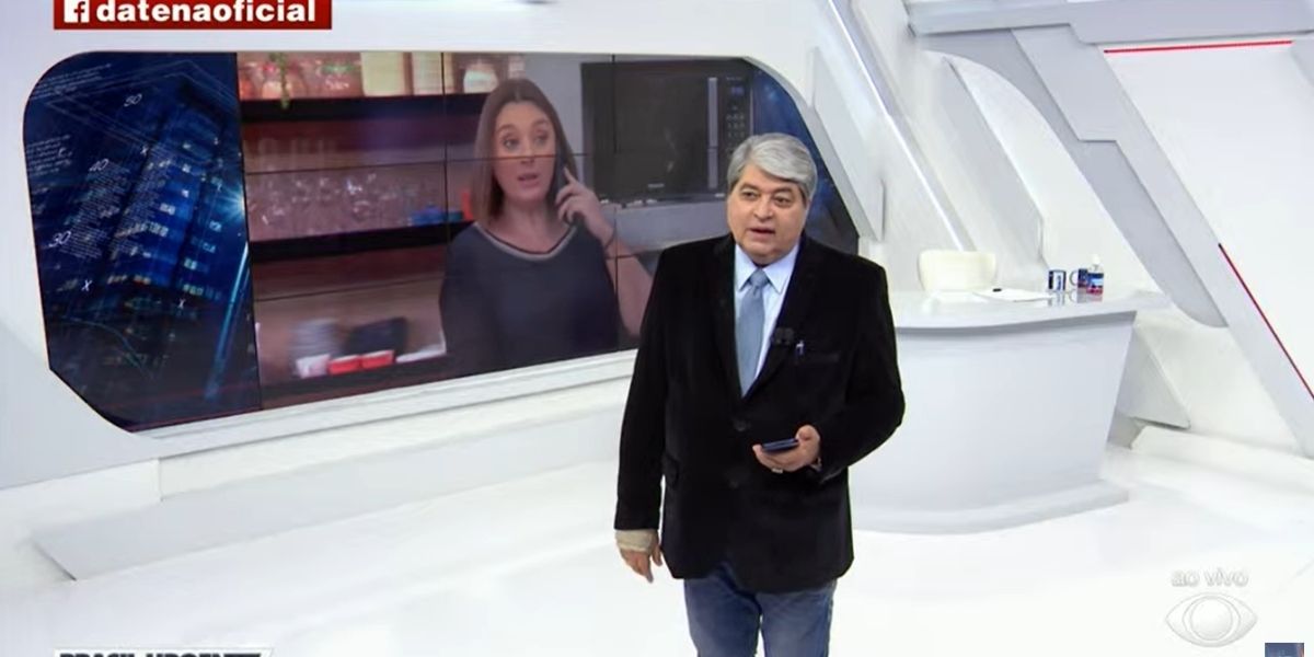 http://tvfoco.uai.com.br/wp-content/uploads/2015/05/Daniela-Mercury.jpg