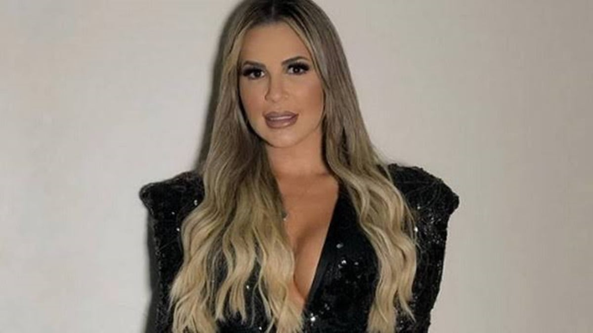 http://tvfoco.uai.com.br/wp-content/uploads/2015/05/Daniela-Mercury.jpg