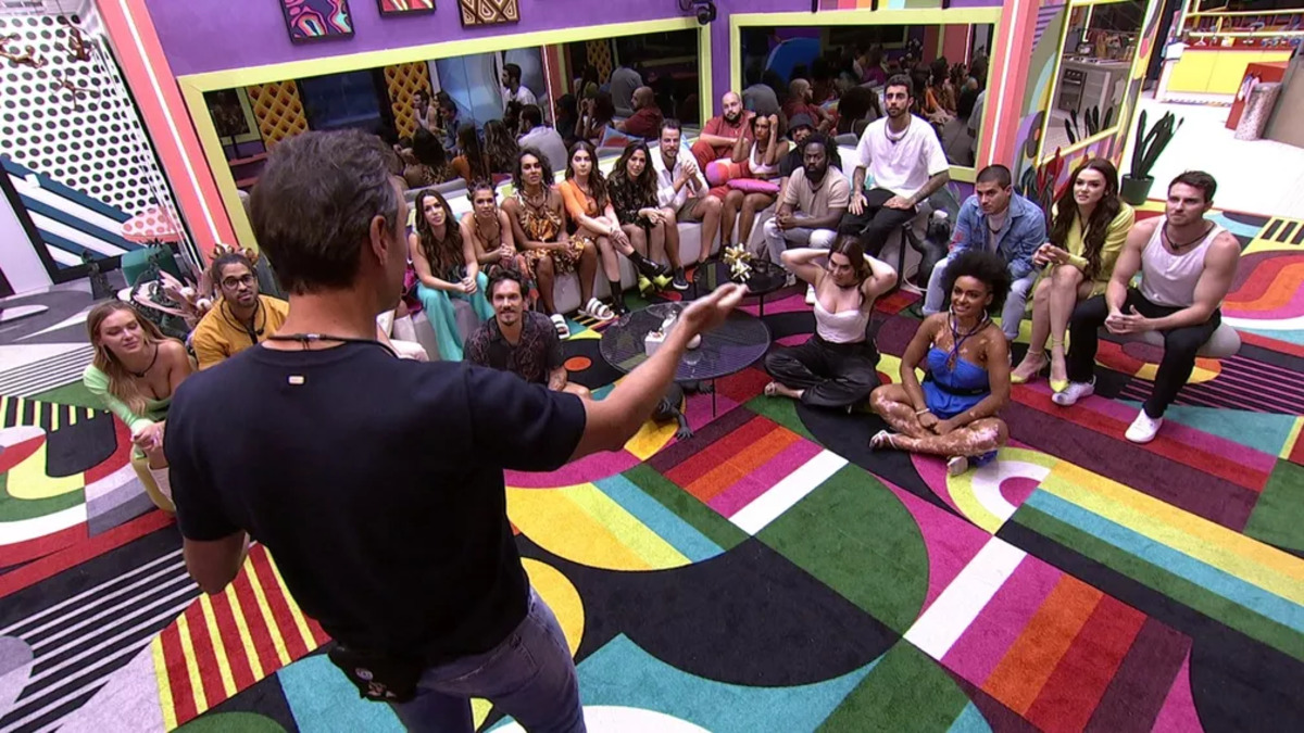 http://tvfoco.uai.com.br/wp-content/uploads/2015/05/Daniela-Mercury.jpg