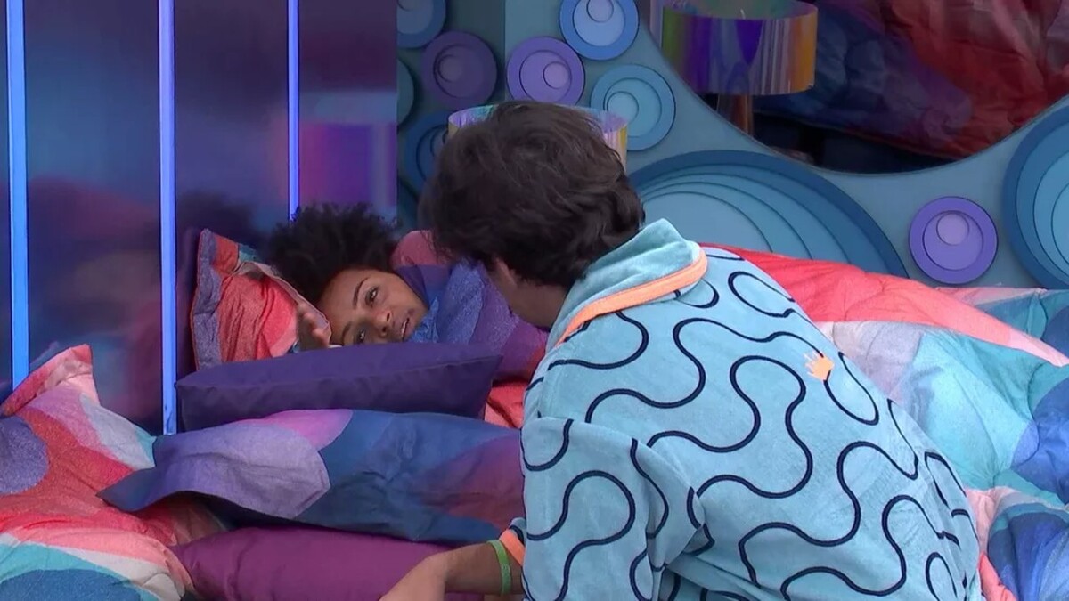 http://tvfoco.uai.com.br/wp-content/uploads/2015/05/Daniela-Mercury.jpg