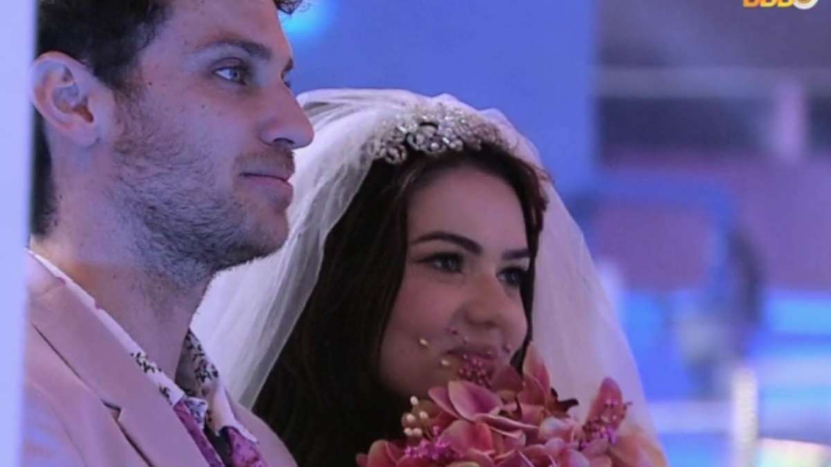 BBB22: Lucas e Eslovênia formaram um casal dentro da casa (Foto: Reprodução)