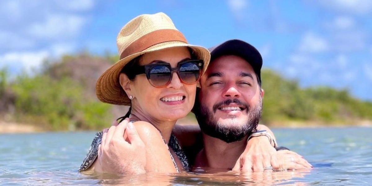 http://tvfoco.uai.com.br/wp-content/uploads/2015/05/Daniela-Mercury.jpg