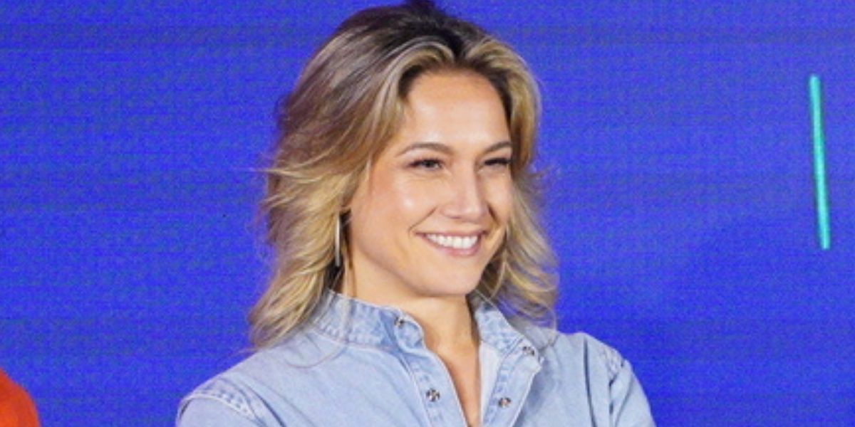 http://tvfoco.uai.com.br/wp-content/uploads/2015/05/Daniela-Mercury.jpg