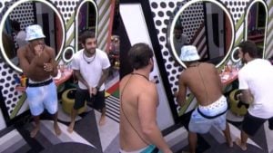 BBB22: Pedro Scooby, Paulo André e Gustavo invadiram o Quarto Lollipop (Foto: Reprodução/Montagem)
