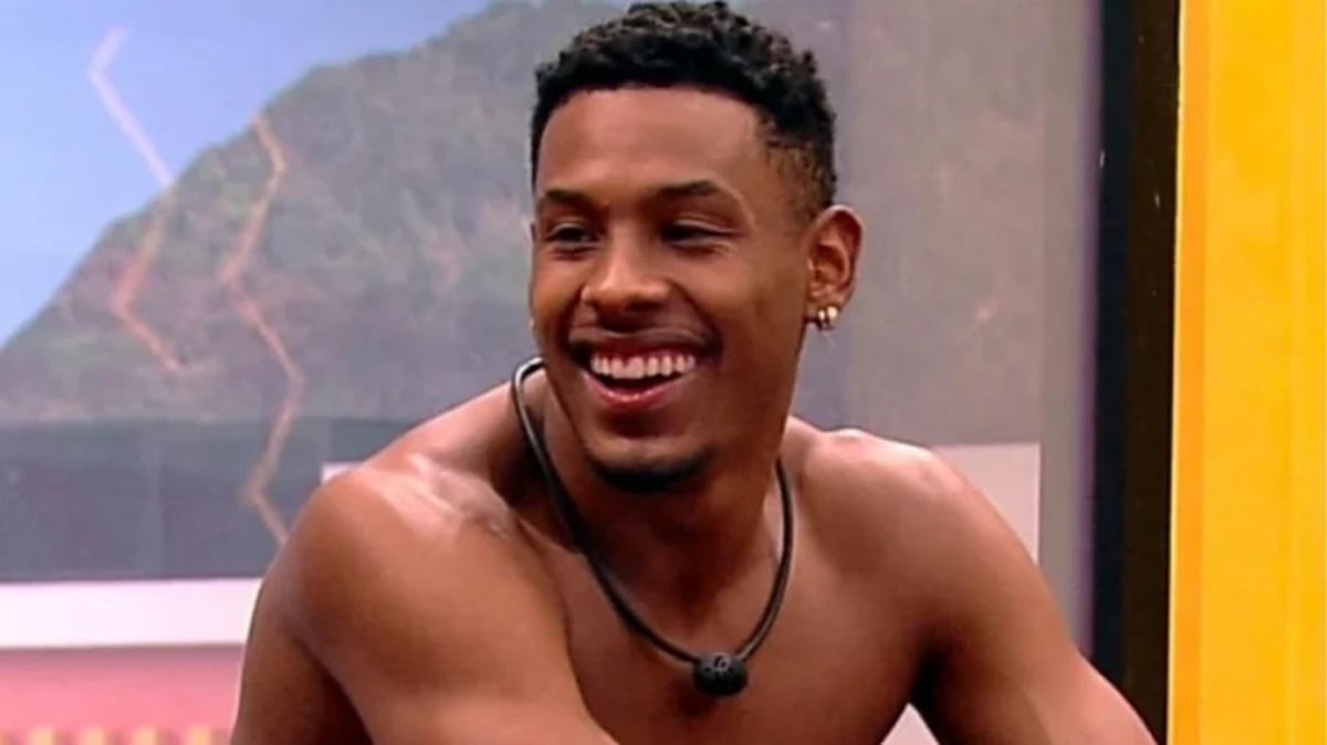 http://tvfoco.uai.com.br/wp-content/uploads/2015/05/Daniela-Mercury.jpg