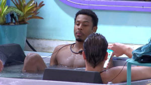 BBB22: Paulo André debocha de Arthur Aguiar (Foto: Reprodução)