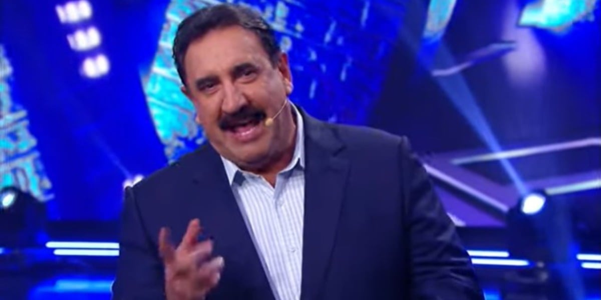 http://tvfoco.uai.com.br/wp-content/uploads/2015/05/Daniela-Mercury.jpg