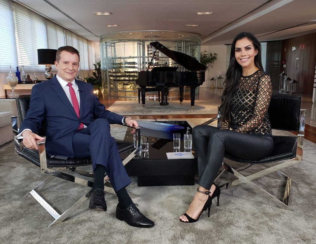 http://tvfoco.uai.com.br/wp-content/uploads/2015/05/Daniela-Mercury.jpg