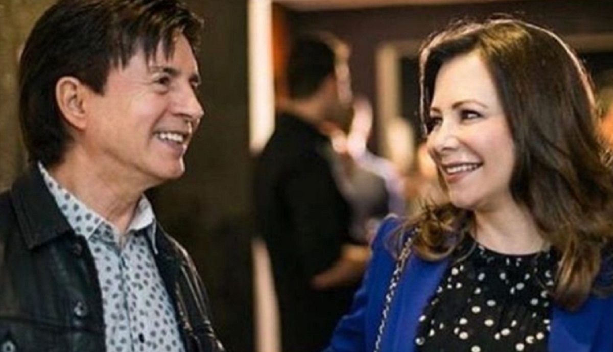 http://tvfoco.uai.com.br/wp-content/uploads/2015/05/Daniela-Mercury.jpg