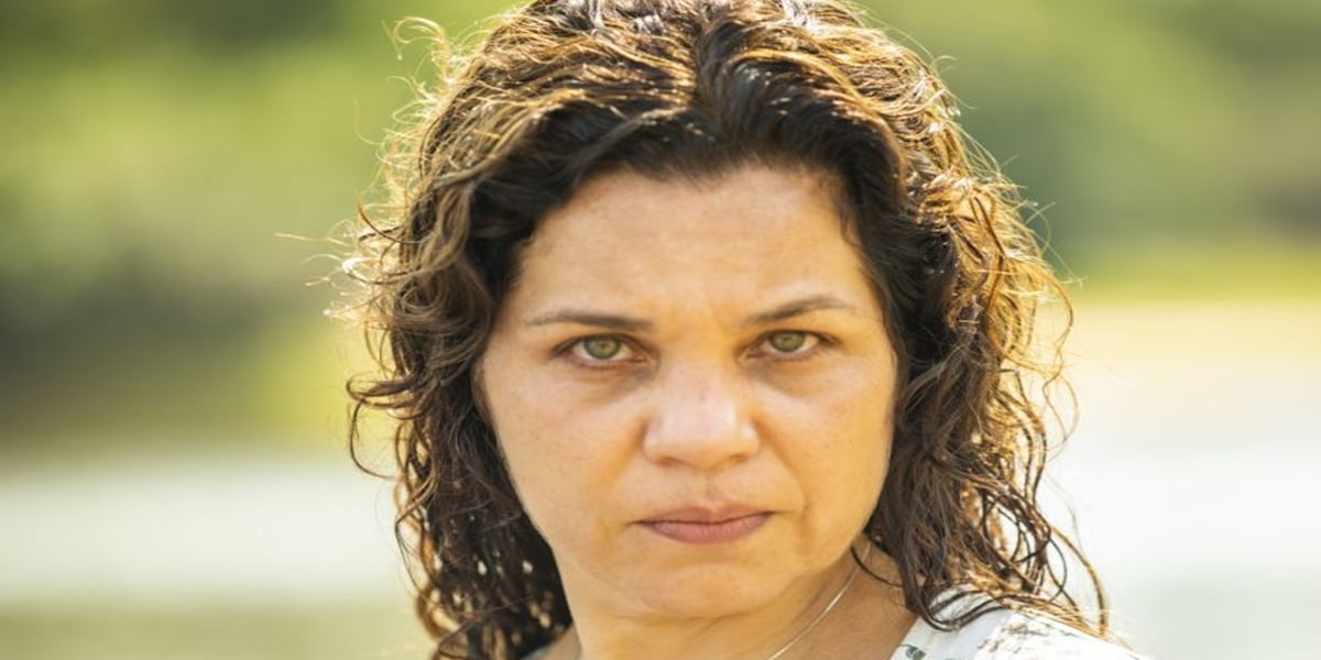 http://tvfoco.uai.com.br/wp-content/uploads/2015/05/Daniela-Mercury.jpg