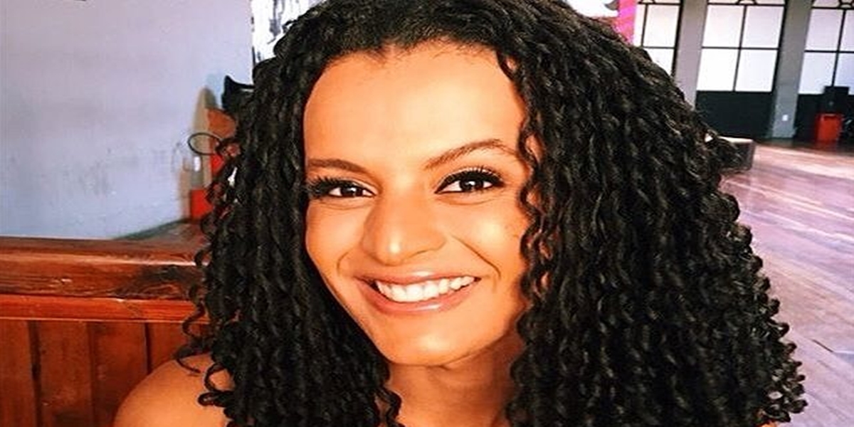 http://tvfoco.uai.com.br/wp-content/uploads/2015/05/Daniela-Mercury.jpg